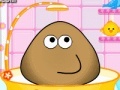 게임 Pou Takes A Shower 