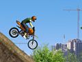 게임 Construction Yard Bike